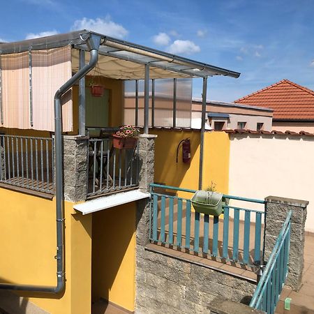 Ubytovani U Jerabku - Parkovani Zdarma Mikulov Buitenkant foto